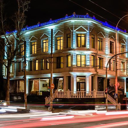 London Boutique Hotel Chisinau Exterior foto